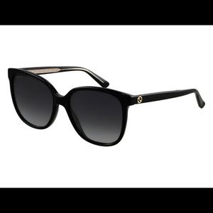 Gucci large sunglasses/ Used